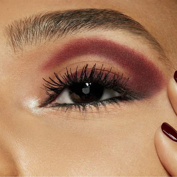 💕 HAUTE SAUCE MATTE a MAC EYESHADOW. **NEW: 50% OFF RETAIL. LMTD Qty!** - Picture 3 of 8